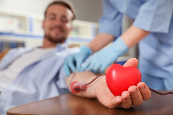 Zwolnienie od pracy dla dawców krwi – nowy projekt ustawy