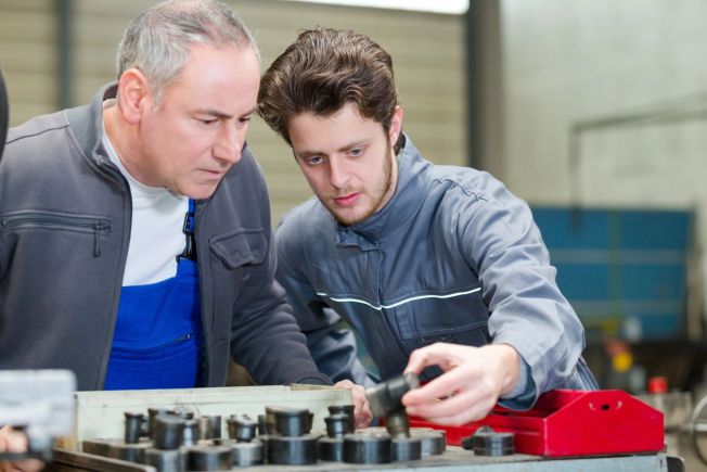 Co warto studiować, jeśli pasjonujesz się motoryzacją?