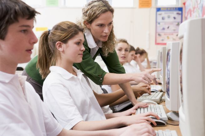 MEN: Do rodziców i dyrektorów o cyberbezpieczeństwie w szkołach