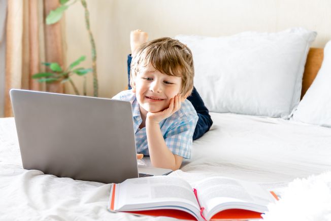 Jakiego MacBook Air z procesorem Apple wybrać na nowy rok szkolny?