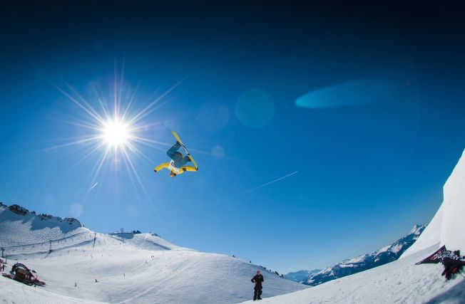 Myślisz o snowboardzie? Ten sprzęt będzie Ci potrzebny
