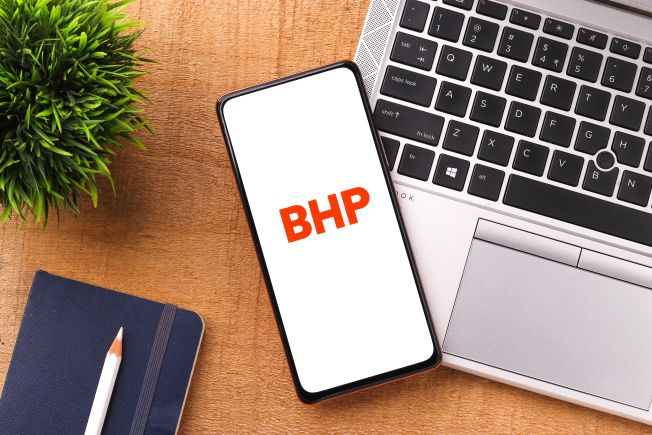 Nauczyciel może wykonywać zadania służby BHP w szkole
