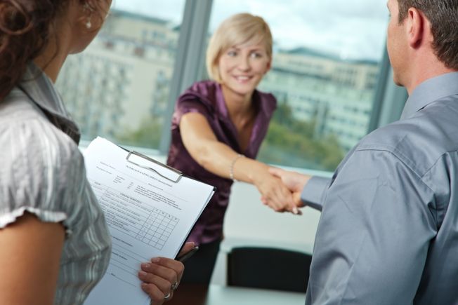Nowe limity umów o pracę na czas określony oraz okresy wypowiedzenia