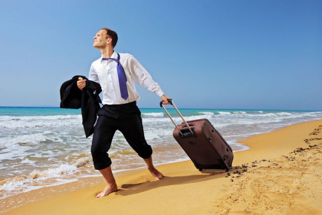 Odwołanie z urlopu – 8 sytuacji, które na to pozwalają