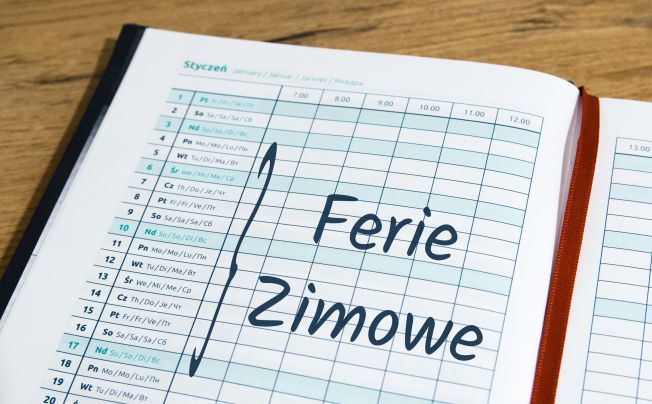 Ferie zimowe 2023 – MEiN o bezpiecznym wypoczynku