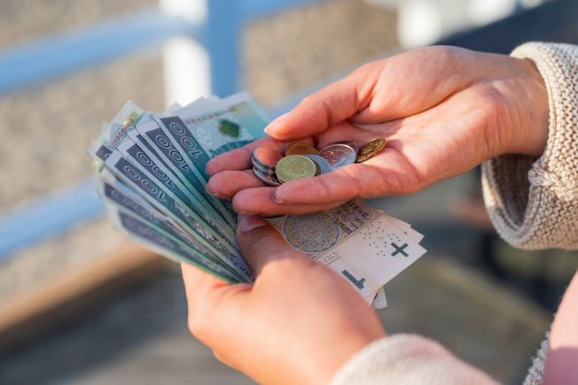 Portal Oświatowy na żywo – podwyżki dla nauczycieli i nowa zapowiedź MEN