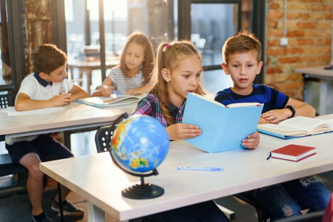 Dwugodzinne bloki języka polskiego w szkole podstawowej – których klas dotyczą
