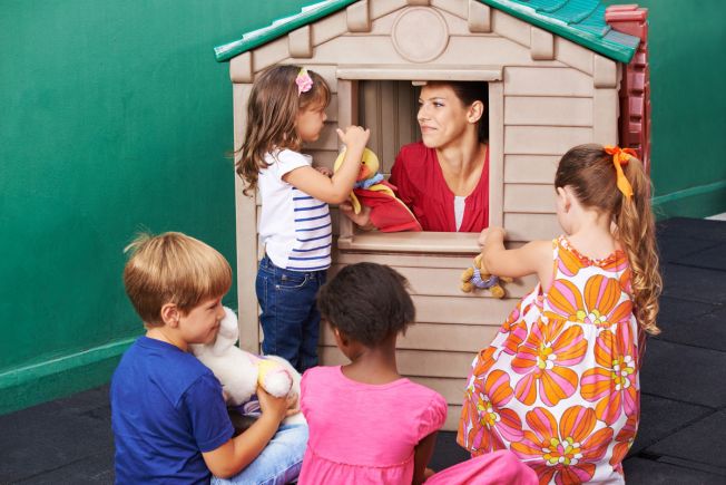 Czy pracownik niepedagogiczny może opiekować się uczniem