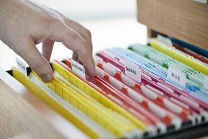 Jak stworzyć procedurę regulującą prowadzenie dokumentacji nauczania