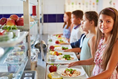 Posiłek w szkole i w domu – dofinansowanie na jadalnie i stołówki szkolne w latach 2024-2028