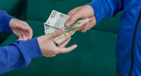 Minimalne wynagrodzenie za pracę w 2025 r. 