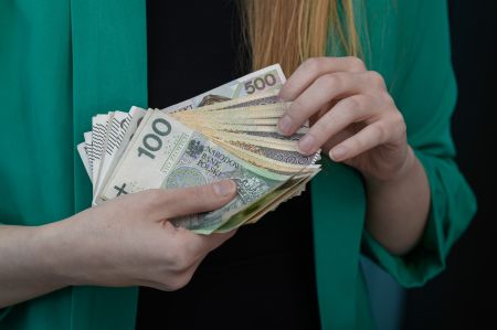 Wynagrodzenie za niezrealizowane godziny ponadwymiarowe a trzynastka, wynagrodzenie urlopowe i nagroda jubileuszowa – kolejne stanowisko RIO