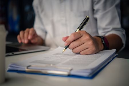 Błędy w regulaminie wynagradzania pracowników samorządowych