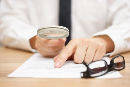 Luki prawne w Karcie Nauczyciela – obowiązkowa ocena pracy po ocenie dorobku zawodowego