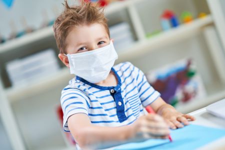 Czy w czasie pandemii dziecko z nauczaniem domowym może być włączone w edukację zdalną