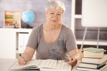   Czterodniowy tydzień pracy nauczyciela emeryta – czy to możliwe