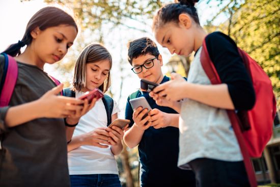 Czy będzie zakaz używania telefonów w szkołach?