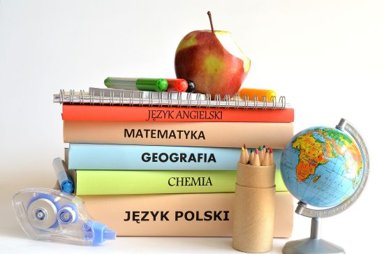 Dotacja na podręczniki 2025 – nowe formularze w projekcie rozporządzenia