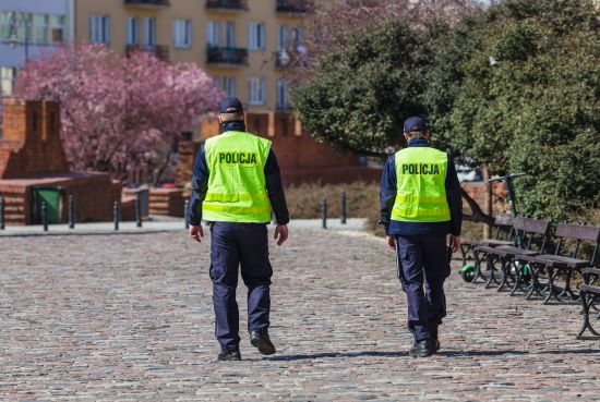 O wejściu Policji na teren zakładu poprawczego zadecyduje jego dyrektor