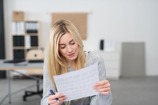 Jak wypisać świadectwa szkolne? 7 ważnych pytań