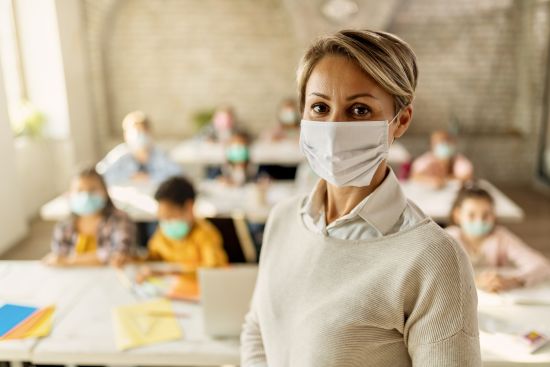 40 godzin w szkole w czasie pandemii – czy to dopuszczalne