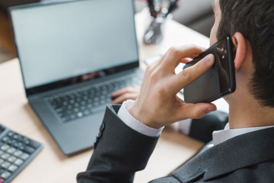 office-desktop-with-laptop-business-man