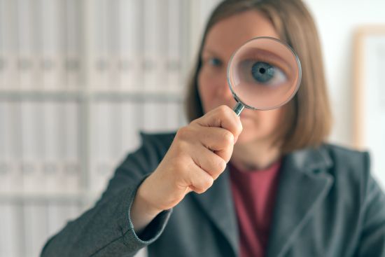 Czy kurator ma prawo do kontroli dotacji oświatowej? Stanowisko MEN
