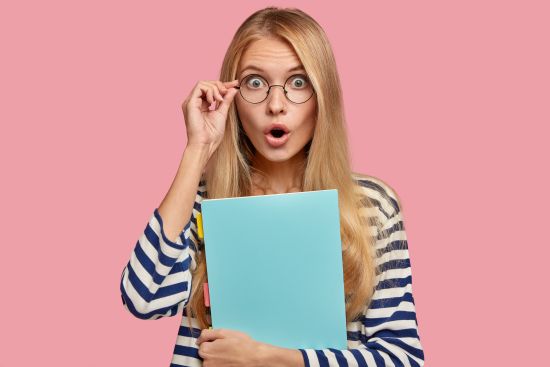 Odszkodowanie za wypadek nauczyciela – czy szkoła odpowiada za uszkodzone okulary na lekcji WF
